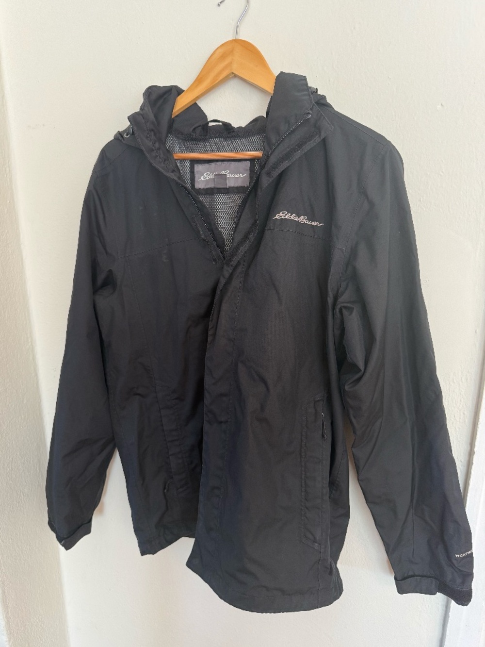 Men's Eddie Bauer Rain Jacket